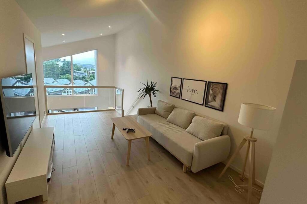 Top Floor Apartment Arossanden 5 A Кристиансанд Экстерьер фото